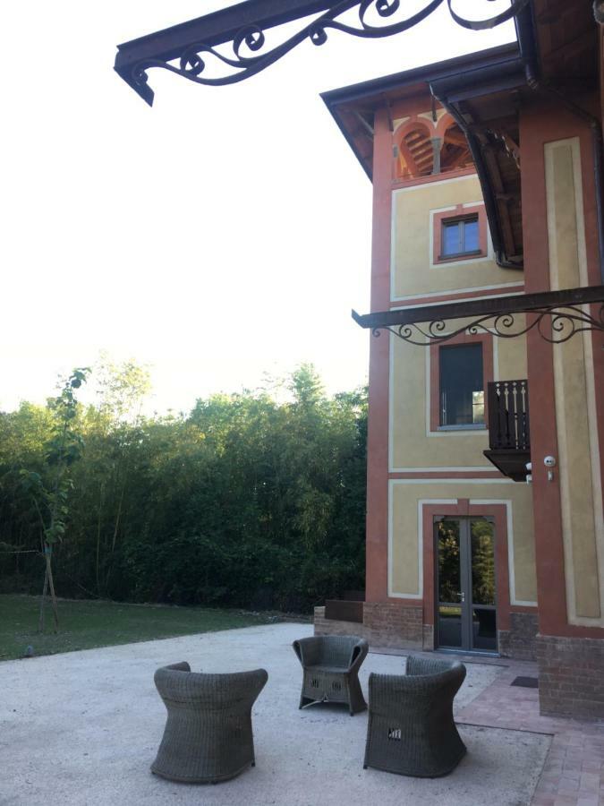 Villa Laura Cocconi 外观 照片