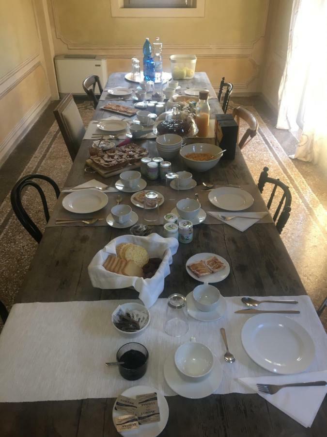 Villa Laura Cocconi 外观 照片